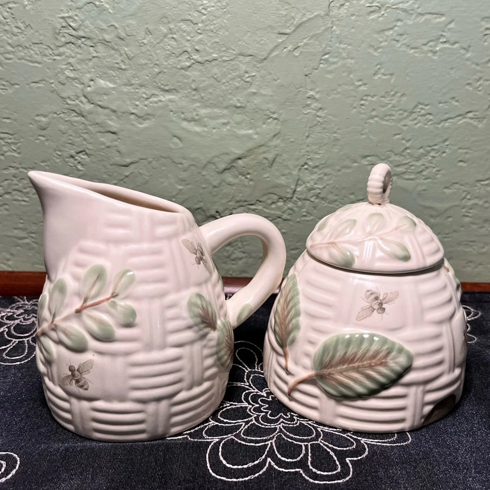 Vintage Pfaltzgraff Naturewood Mini Creamer & Sugar Bowl Set